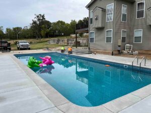 Rectangle inground swimming pool